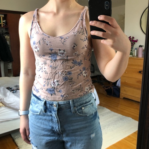 American Eagle Cropped Tank Top - Picture 2 of 5